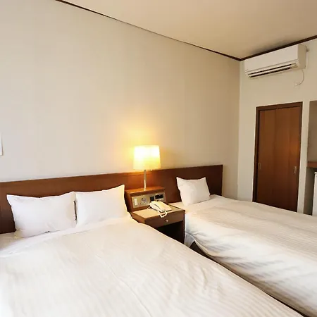 Hotel Castle Inn Suzuka Exterior photo